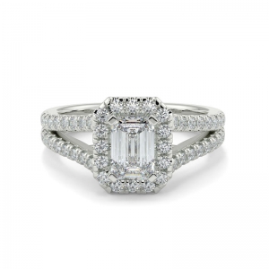Why Halo Engagement Rings Shine Brighter than the Rest?
